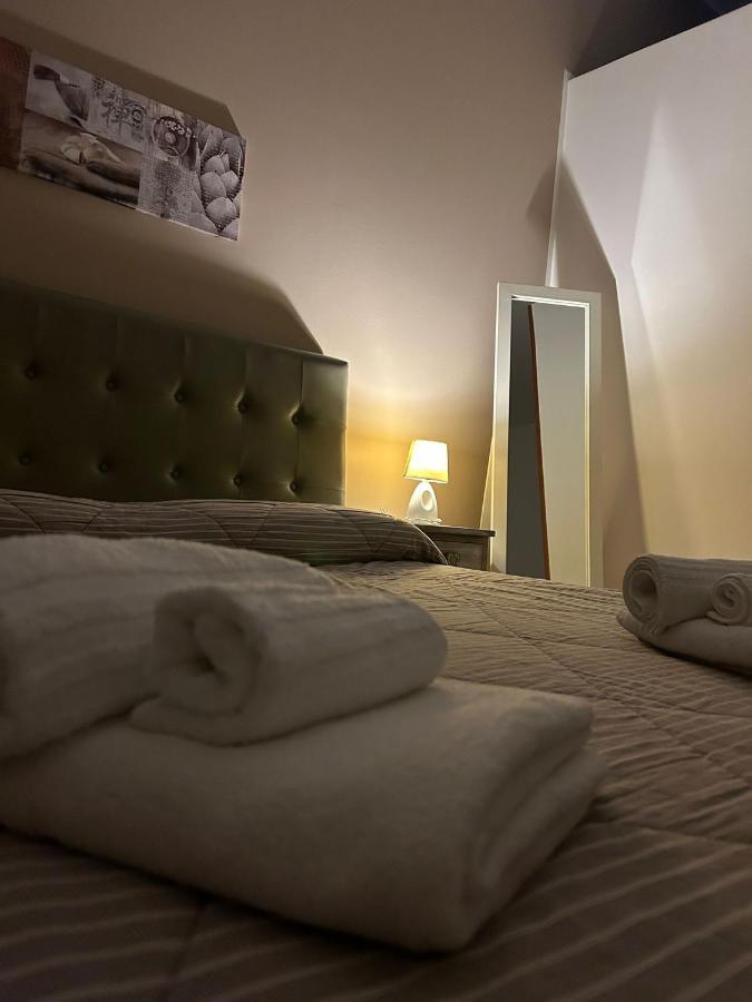 Lucia'S Rooms Siraküza Dış mekan fotoğraf
