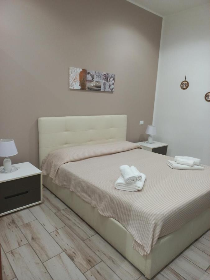 Lucia'S Rooms Siraküza Dış mekan fotoğraf
